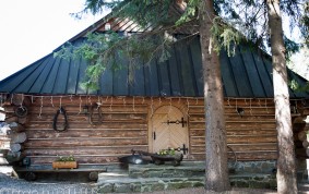 Karczma i restauracja z bali jednoizbowa Zakopane